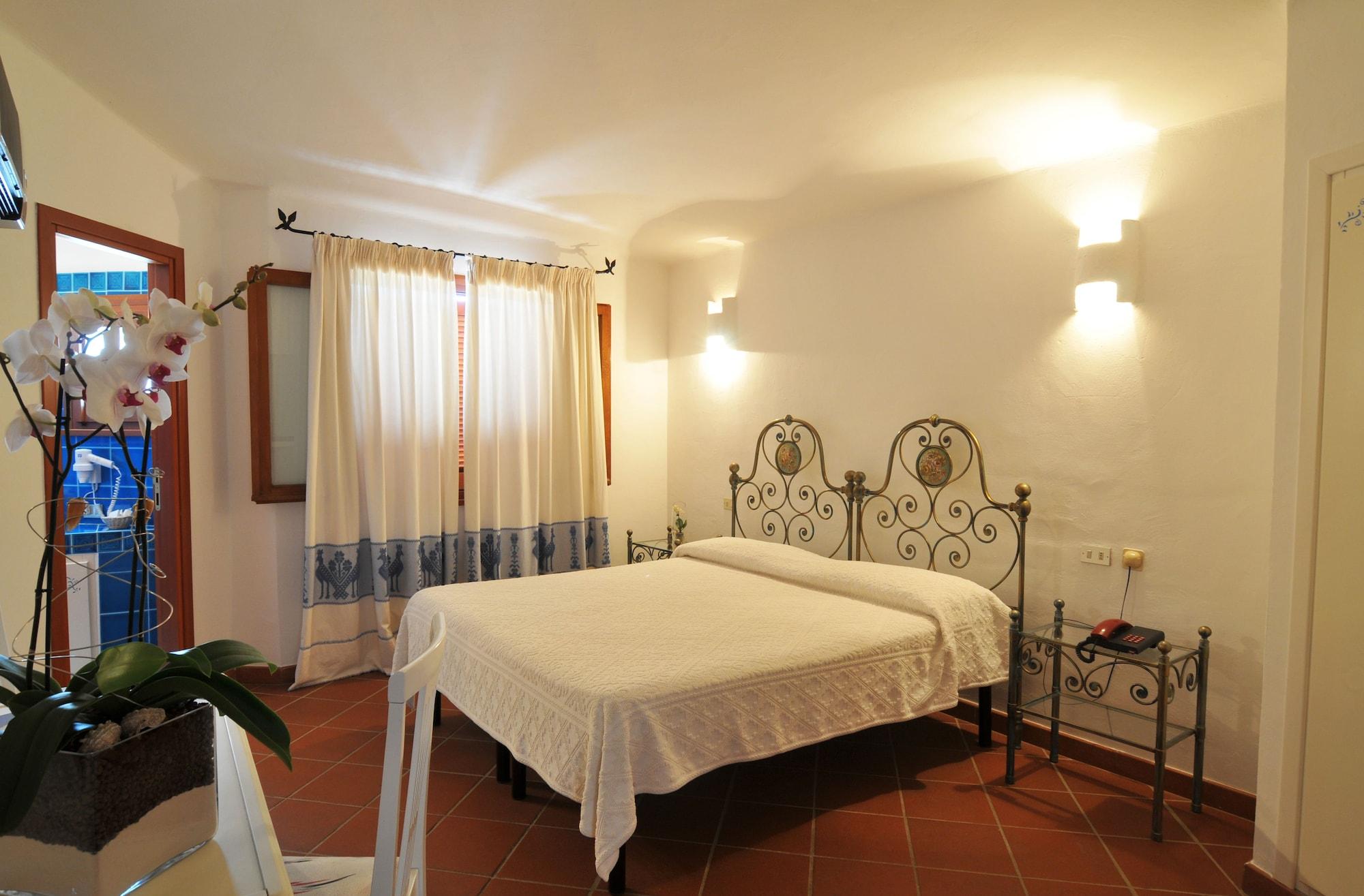 Hotel Il Piccolo Golf Porto Cervo Exterior foto