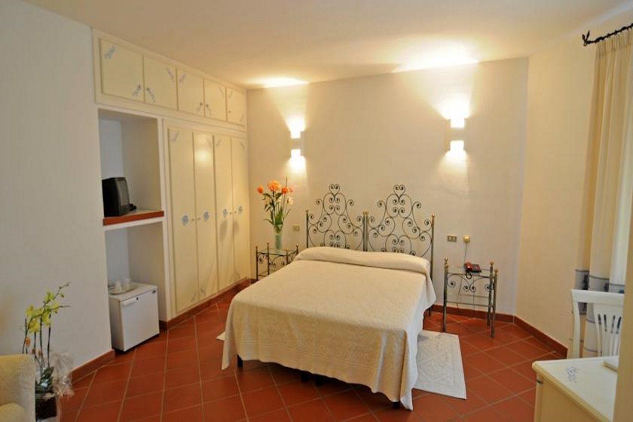 Hotel Il Piccolo Golf Porto Cervo Habitación foto